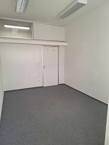 Pronájem kanceláře, Brno, Jana Babáka, 15 m2