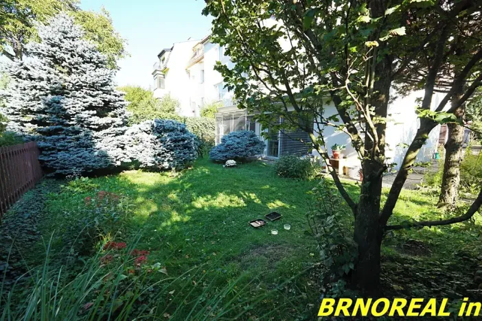 Prodej podílu rodinného domu, Brno, Šmejkalova, 195 m2