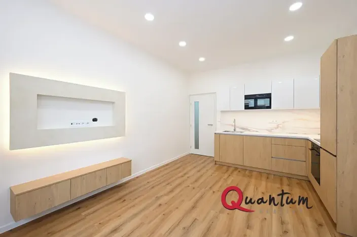 Pronájem bytu 2+kk, Praha - Žižkov, Zelenky-Hajského, 40 m2