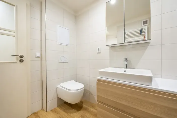 Prodej bytu 2+kk, Praha - Lhotka, K Novému dvoru, 64 m2