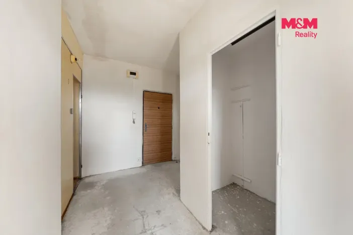 Prodej bytu 2+1, Děčín - Děčín VI-Letná, Za Bažantnicí, 50 m2