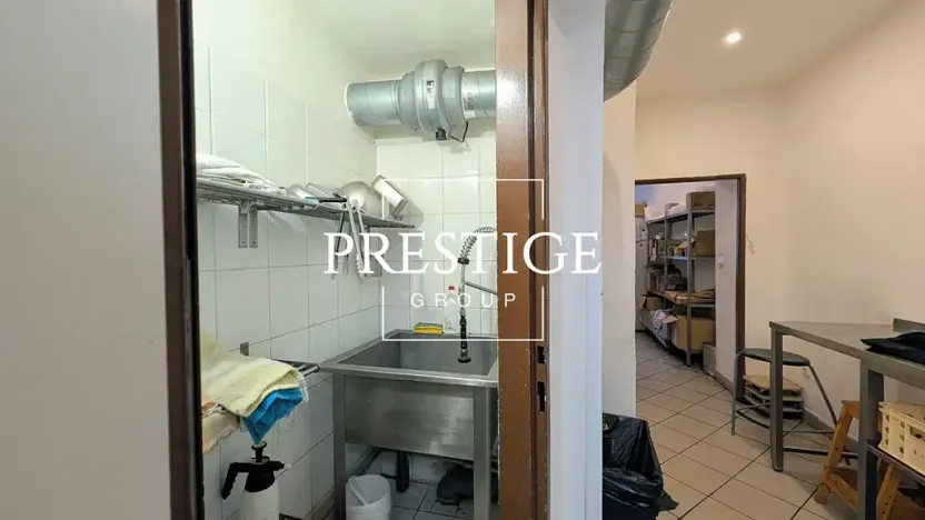 Pronájem restaurace, Praha - Holešovice, Komunardů, 46 m2