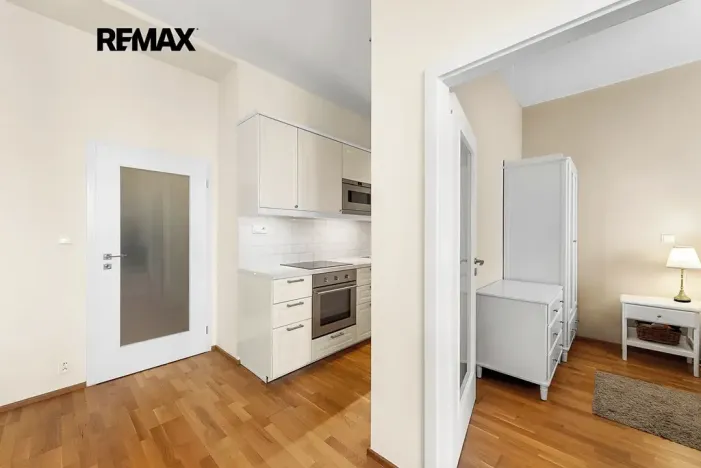 Prodej bytu 2+kk, Praha - Vršovice, 28. pluku, 51 m2