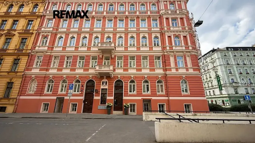 Pronájem obchodního prostoru, Praha - Nové Město, Koubkova, 89 m2