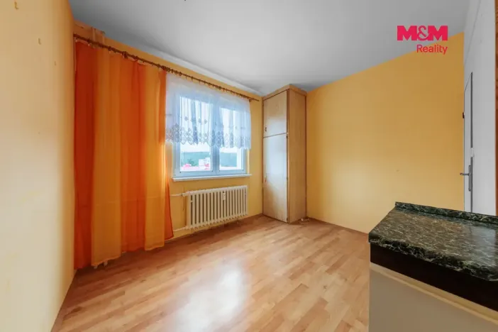 Prodej bytu 2+1, Nová Role, Školní, 51 m2