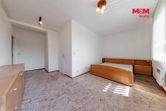 Prodej rodinného domu, Karlovy Vary - Hůrky, 250 m2