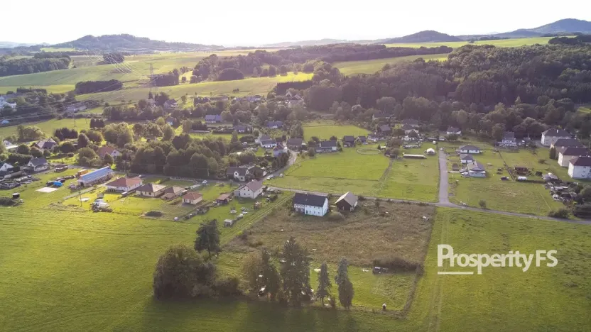 Prodej rodinného domu, Brniště - Hlemýždí, 200 m2
