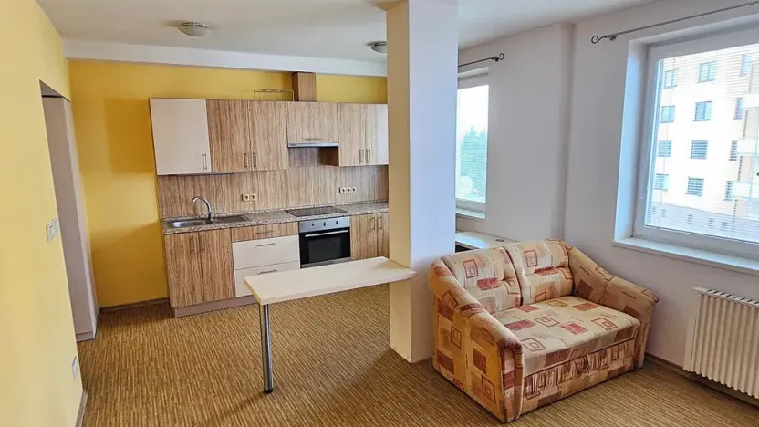 Prodej bytu 1+kk, Velké Meziříčí, Školní, 29 m2