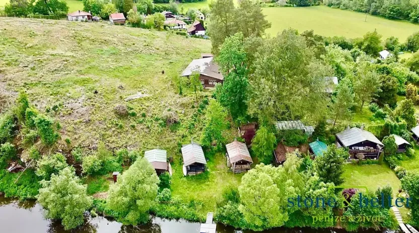 Prodej chaty, Tichonice, 100 m2