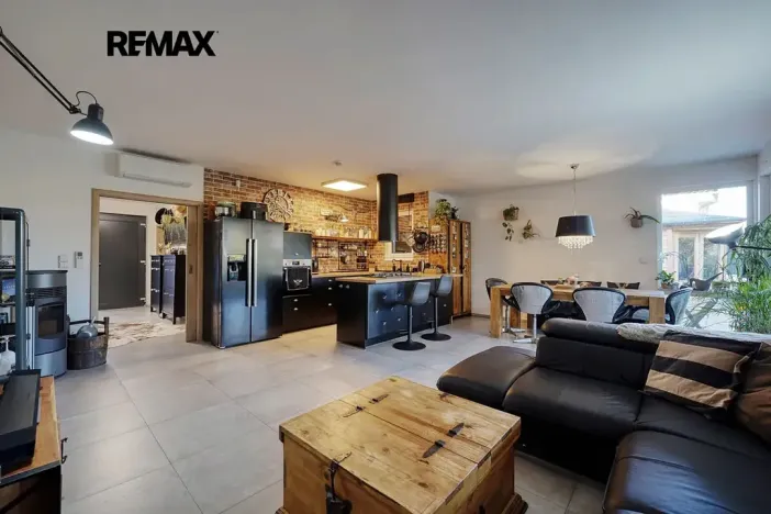 Prodej rodinného domu, Pomezí nad Ohří, 97 m2