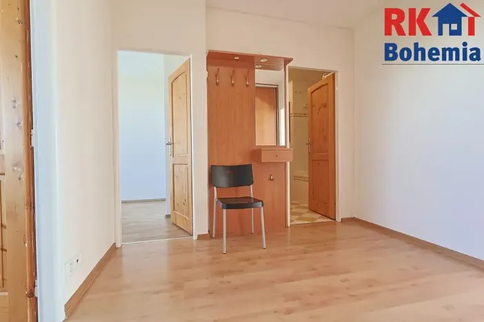 Pronájem bytu 3+1, Praha - Prosek, Vysočanská, 84 m2