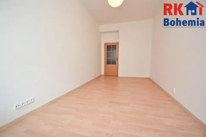 Pronájem bytu 2+kk, Praha - Nusle, Sdružení, 50 m2