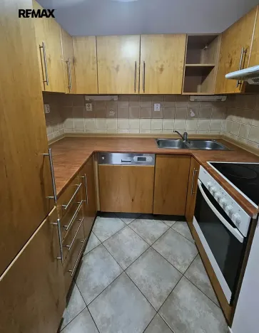 Pronájem bytu 2+kk, Praha - Košíře, Plzeňská, 40 m2