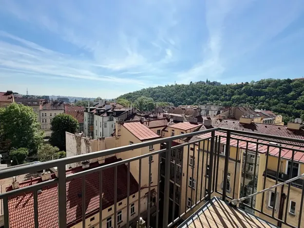 Prodej bytu 1+1, Praha, Holečkova, 40 m2