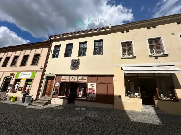 Pronájem obchodního prostoru, Chrudim, Štěpánkova, 120 m2