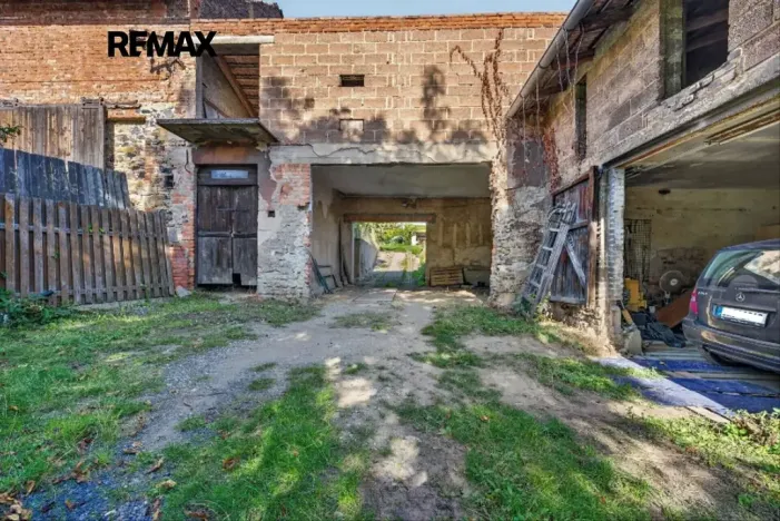 Prodej rodinného domu, Holubice, Na Návsi, 160 m2