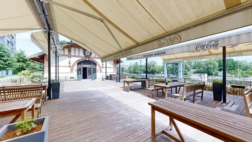 Dražba restaurace, Praha - Holešovice, Jankovcova, 1096 m2