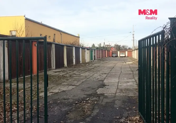 Prodej garáže, Praha, Přetlucká, 17 m2
