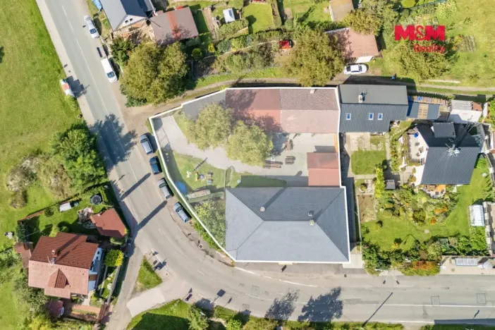 Prodej obchodního prostoru, Hradec Králové - Svinary, Podhůrská, 633 m2