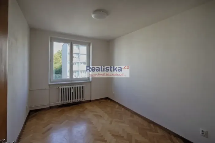 Pronájem bytu 3+1, Plzeň, Pod Záhorskem, 77 m2