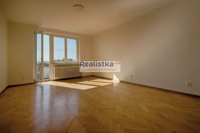 Pronájem bytu 3+1, Plzeň, Pod Záhorskem, 77 m2
