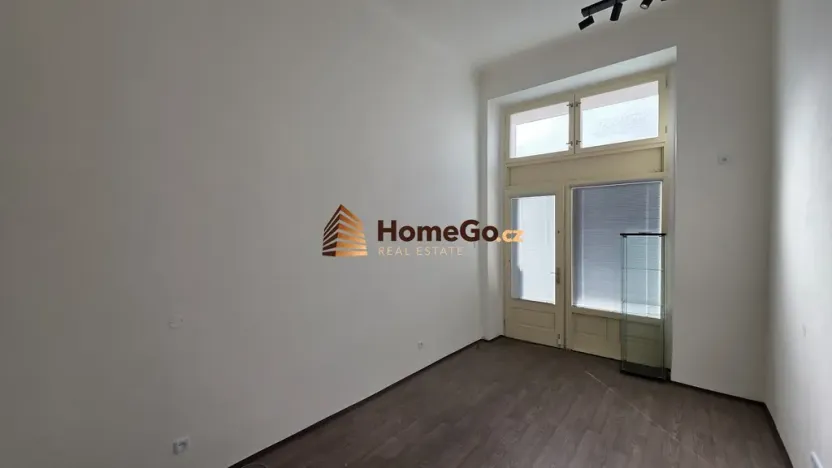 Pronájem obchodního prostoru, Praha - Vršovice, Žitomírská, 34 m2