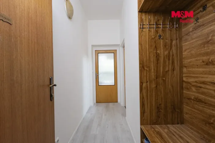 Pronájem bytu 3+1, Nový Bor, Tržní náměstí, 108 m2