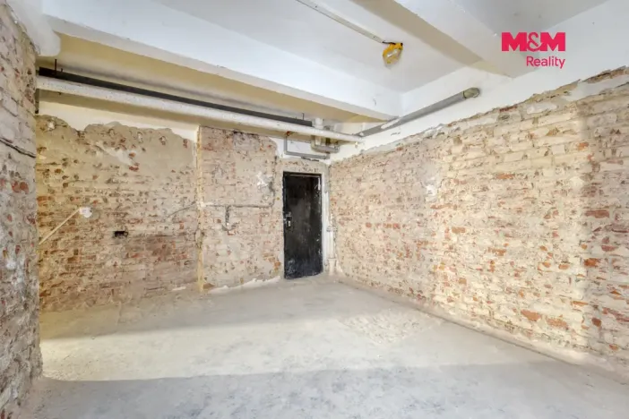 Prodej skladu, Praha, Jugoslávských partyzánů, 16 m2
