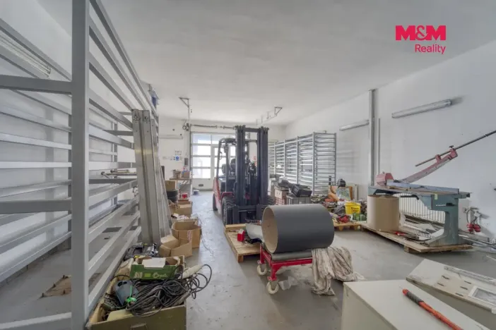Prodej obchodního prostoru, Toužim, Plzeňská, 561 m2