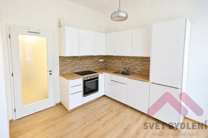 Pronájem bytu 2+kk, Praha - Žižkov, Kubelíkova, 44 m2