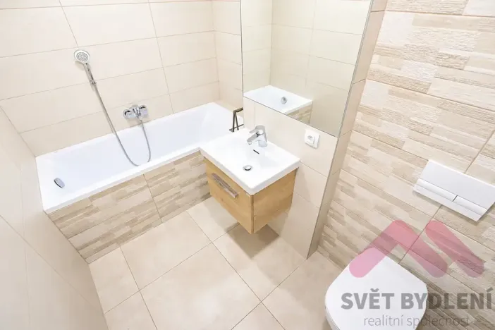 Pronájem bytu 2+kk, Praha - Žižkov, Kubelíkova, 44 m2