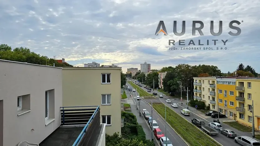 Pronájem bytu 4+1, Praha - Břevnov, Na Petřinách, 105 m2