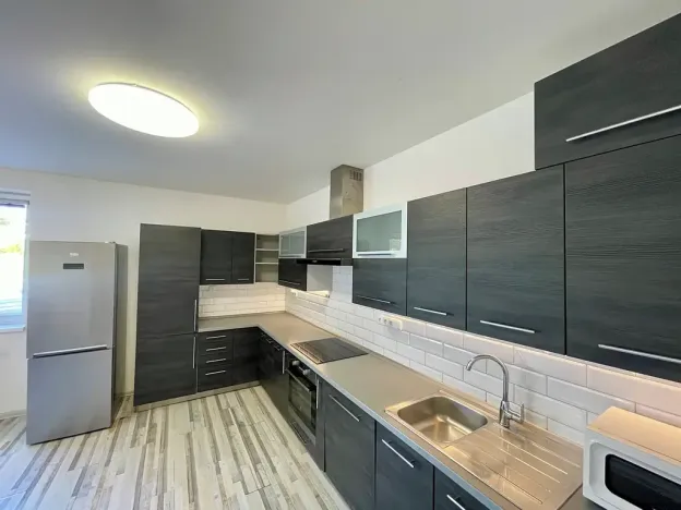 Pronájem bytu 3+kk, Slušovice, Pod Veselou, 100 m2
