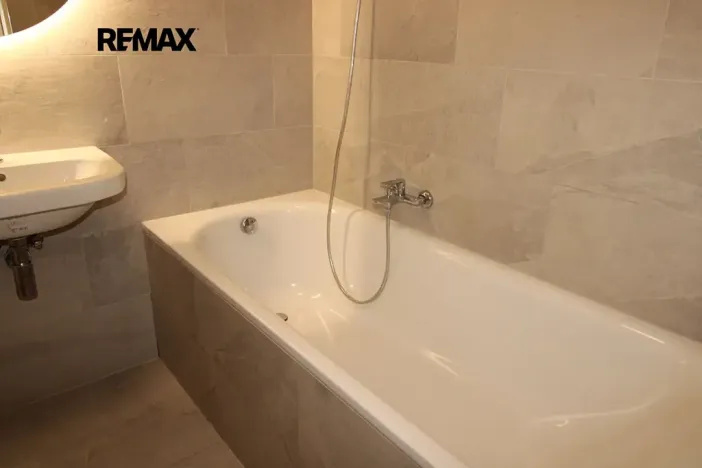 Prodej bytu 4+kk, Jeneč, Lidická, 102 m2