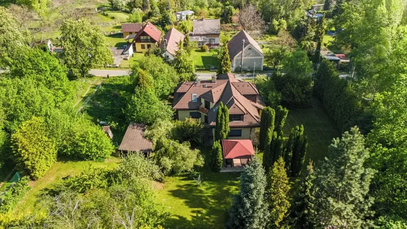Prodej rodinného domu, Strančice, 305 m2