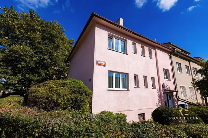 Prodej vícegeneračního domu, Praha - Liboc, Hostouňská, 278 m2