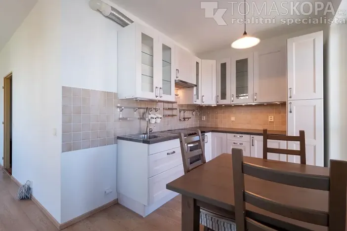Pronájem bytu 1+kk, Odolena Voda, Pod Tvrzí, 42 m2