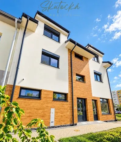Pronájem bytu 3+kk, Hodonín, 92 m2