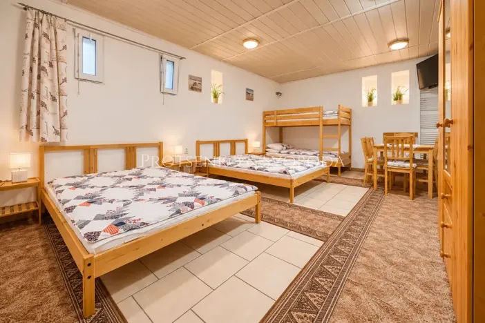 Prodej ubytování, Strachotín, Sklepní, 285 m2