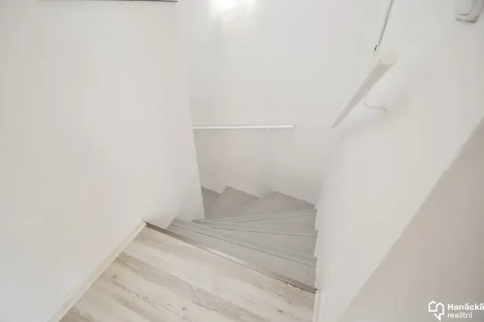 Pronájem bytu 2+kk, Olomouc, Pavelčákova, 45 m2