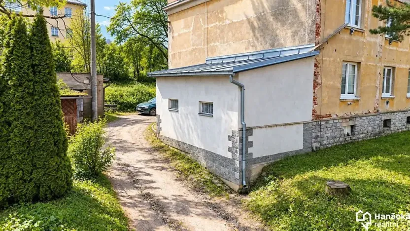 Prodej garáže, Jeseník, Husova, 20 m2