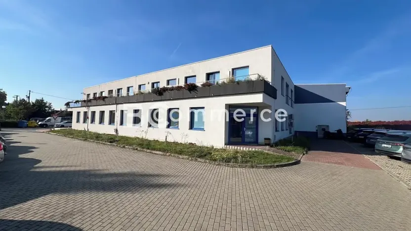 Pronájem skladu, Šlapanice, 4600 m2