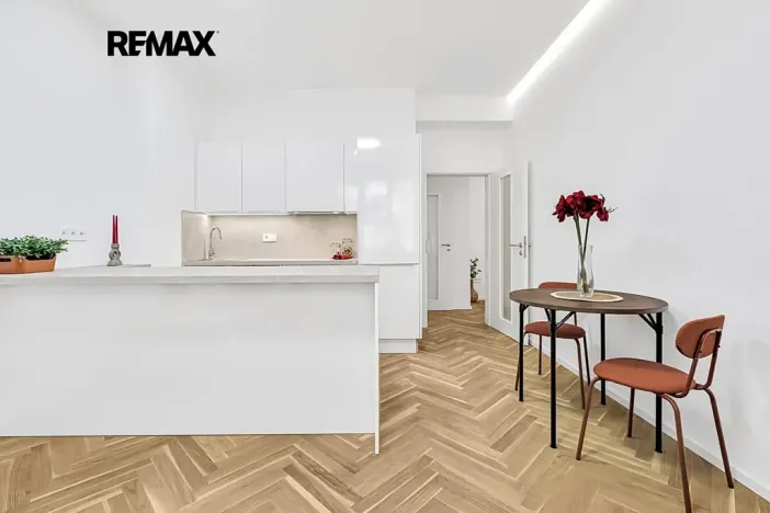 Prodej bytu 2+kk, Praha - Vinohrady, 48 m2