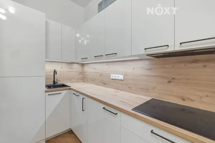 Prodej bytu 2+kk, Praha - Vinohrady, Velehradská, 43 m2