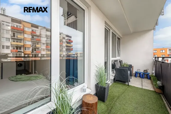 Pronájem bytu 2+kk, Praha - Vysočany, Pod Harfou, 55 m2