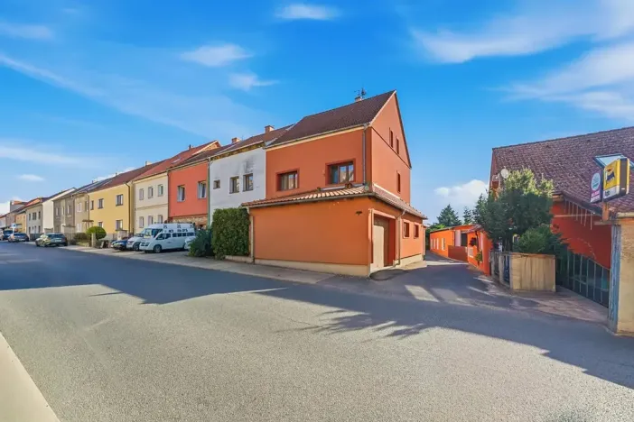 Prodej rodinného domu, Modlany, 108 m2