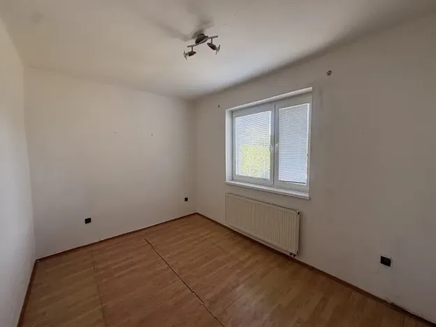 Prodej bytu 3+1, Jičín, Hradecká, 63 m2