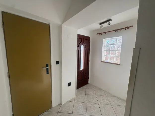 Prodej bytu 3+1, Jičín, Hradecká, 63 m2