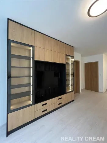 Prodej bytu 2+kk, Praha - Stodůlky, Ferrariho, 60 m2