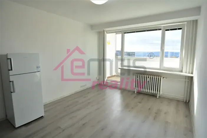 Pronájem bytu 1+kk, Praha - Kobylisy, Kyselova, 25 m2
